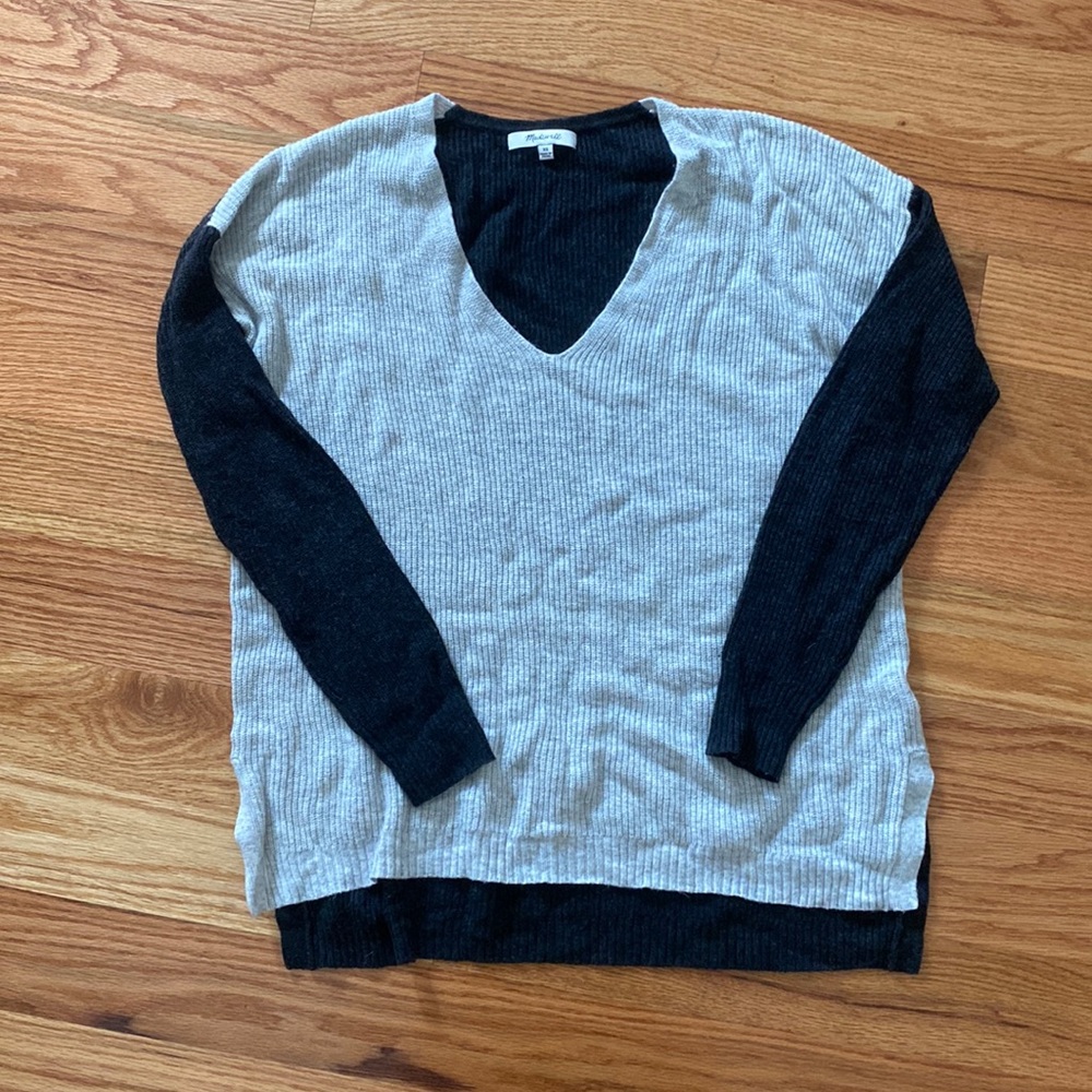 Madewell Light Weight V Neck Sweater